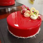 tort czerwony walentynkowy